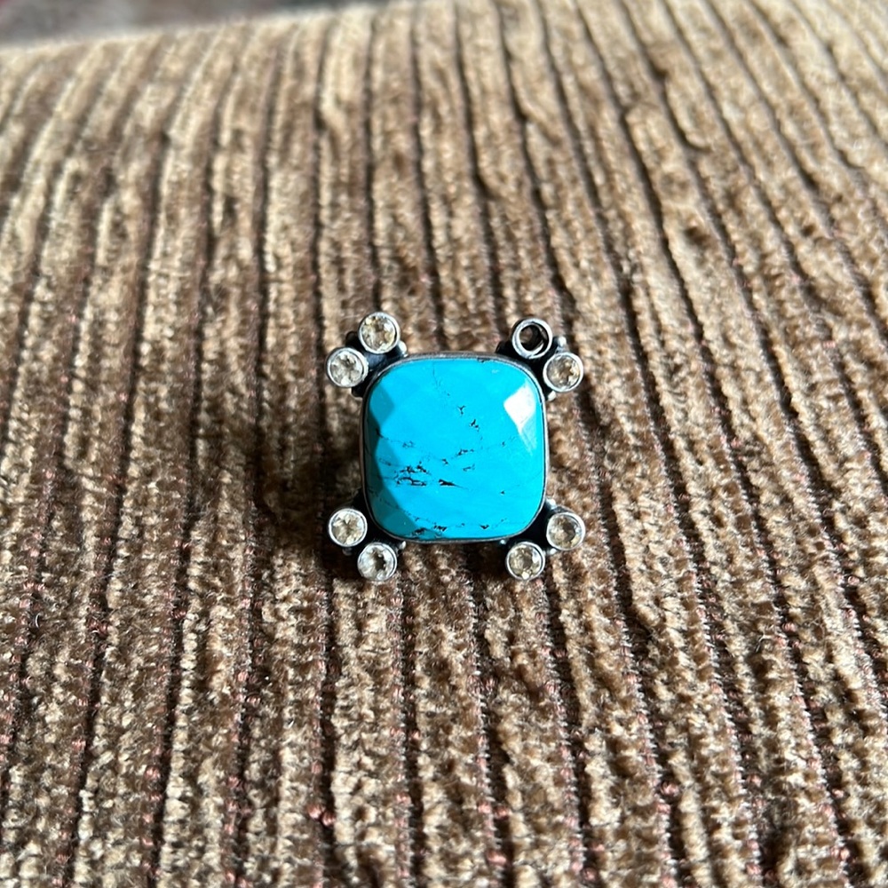 ♥️Vintage 925 sterling silver ring with big turquoise♥️